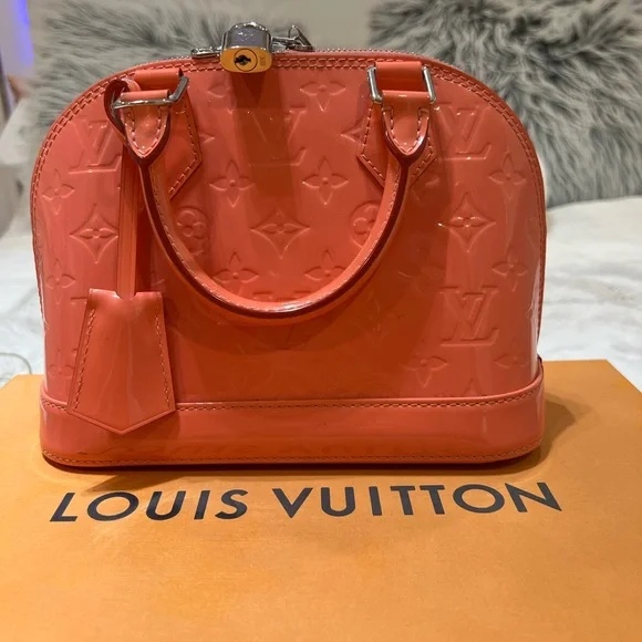 Louis Vuitton Alma BB in rare color - Picture 4 of 13